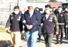 Ucuz oto yedek parçası satıyoruz diye dolandırdılar