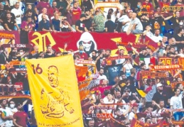 UEFA deplasman taraftarlarına yönelik yasağı kaldırdı