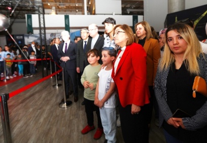 Ufku ve vizyonu yüksek nesiller yetiştirmemiz lazım