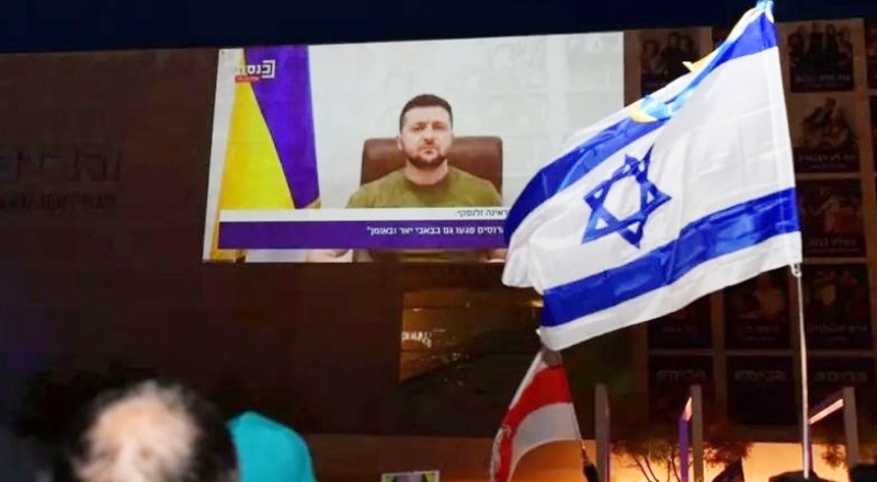 Ukrayna'daki bazı siyasi partilerin faaliyetleri askıya alındı