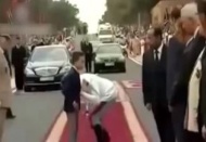Ülke Ayağa Kalkmıştı! Fas Kralı'nın Oğlu Bu Kez Elini Öptürmedi