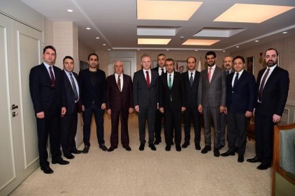 Ülke ekonomisine katkı sağlayacak her türlü girişimi destekleyeceğiz