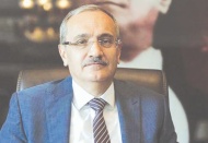 Ülke yanarken düğüne giden THK Başkanı 54 gündür istifa etmeye çalışıyor