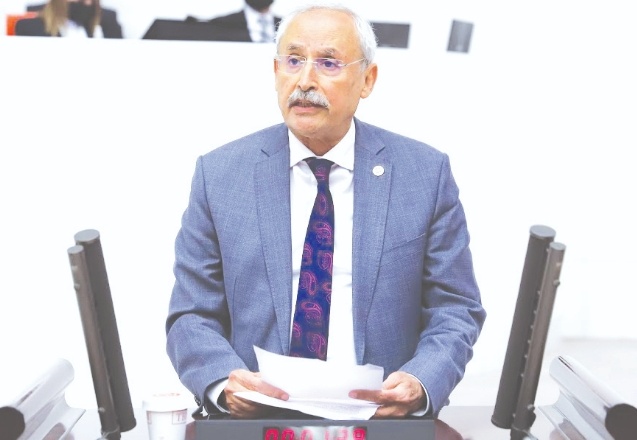Ülkemizde 6 milyona yakın düzensiz göçmen varken, milyonlar daha gelmeye devam ediyor