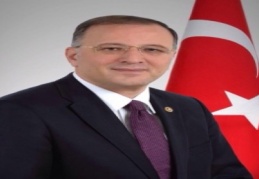 Ülkemize ve birbirimize destek olmamız gerekiyor