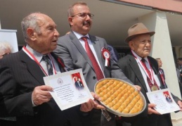 “Ülkemizin en köklü, en eski liselerinden biri”