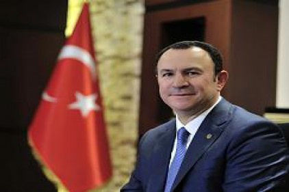 &#8220;Ülkemizin geleceğine mum yakan aydınlar&#8221;