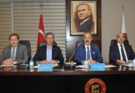 “Ülkemizin içinde bulunduğu ekonomik koşulları aşmasının yolu ihracattan geçiyor” 