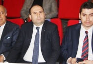 “Ülkenin ekonomik kaynakları bir avuç çıkar çevresinin hizmetine sunuluyor”