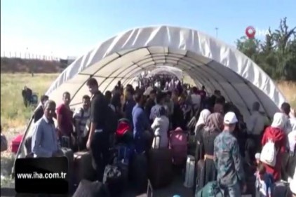 Ülkesine bayrama giden Suriyelilerin sayısı 12 bine ulaştı