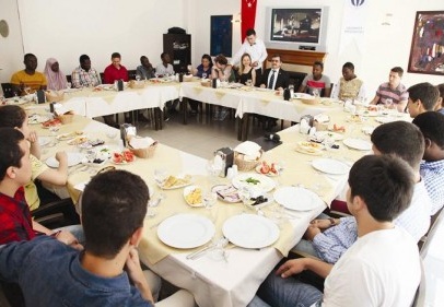 Uluslarrası öğrenciler, eğitim için teşekkür etti