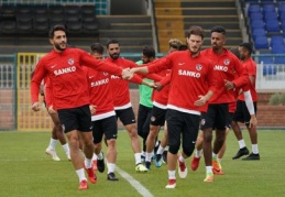 Ümraniyespor hazırlıkları sürüyor