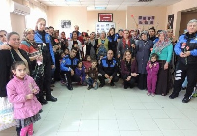 Umut Anne Evi’ni ziyaret ettiler