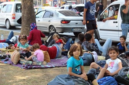 &#8220;Umut noktası&#8221; İzmir&#8217;de kişi başı 1100 Dolar verecekleri organizatörleri bekliyor