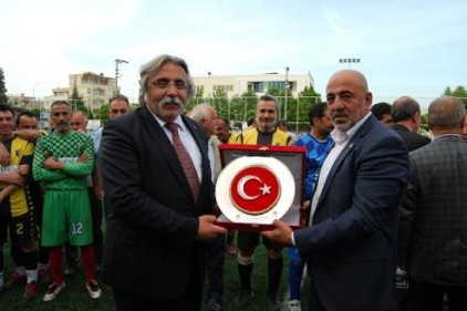 9&#8217;uncu Sani Konukoğlu Futbol Turnuvası sona erdi
