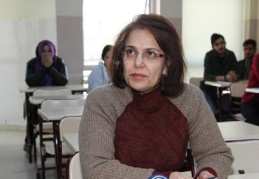 Üniversite hayaliyle gençlere ilham oluyor 