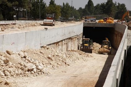 Üniversite kavşağı Karataş&#8217;ı rahatlatacak