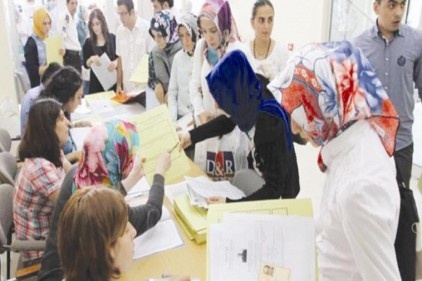 Üniversite kayıt işlemleri 8-12 Eylül 2014 tarihlerinde yapılacak&#8232;