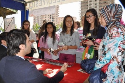 Üniversite Tanıtım Günleri&#8217;ne yoğun ilgi vardı