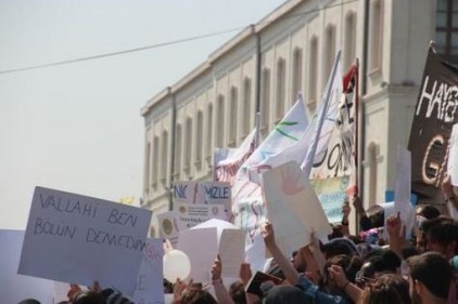 Üniversiteleri bölen madde Meclis&#039;te kabul edildi 