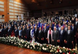 Üniversitelerin kuruluş amacı, bilimsel ve teknolojik gelişmelerin merkezi olmaktır