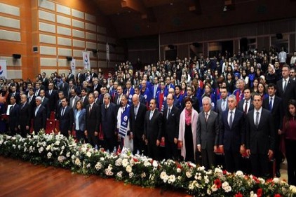 Üniversitelerin kuruluş amacı, bilimsel ve teknolojik gelişmelerin merkezi olmaktır