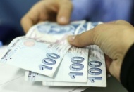 Üniversitelilerin borç yükü: 20 bin lira kredi, 28 bin lira faizi