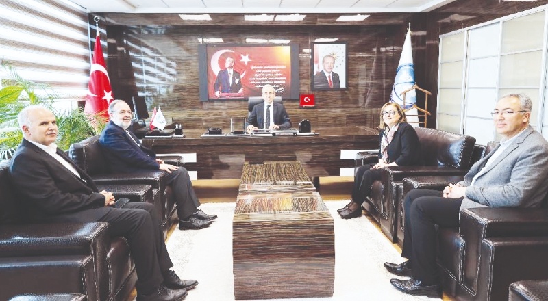 Üniversitemizi ve  Kentimizi daha ileriye taşıyacağız