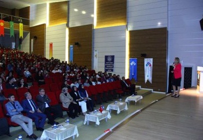 Üniversiteye hazırlanırken, stresle baş etmenin yolları anlatıldı