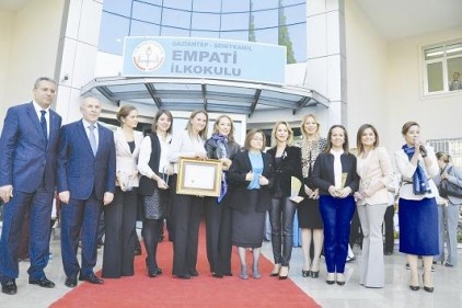 Ünlü firmalar eğitime destek verecek
