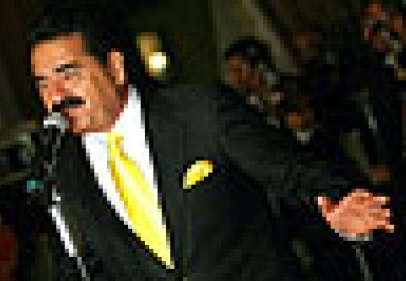 Ünlülerin eserleri satıldı