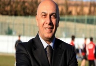Ünsal Göksen takımı yalnız bırakmıyor