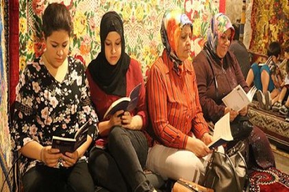 Unutulmaya yüz tutan kıraathane kültürü modern kafelere taşınıyor
