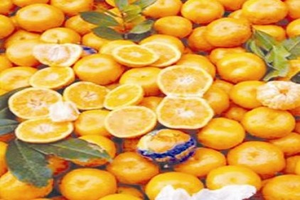 Üretici, market farkı mandalina ve maydanozda 6,4 kata ulaştı