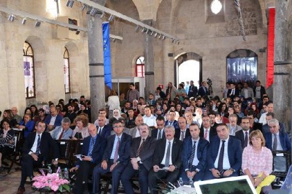 Üretim süreçlerimize inovasyon ve tasarımı mutlaka entegre etmeliyiz