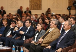 Üretimi artırarak dünya piyasalarında hak ettiğimiz noktaya gelmek istiyoruz