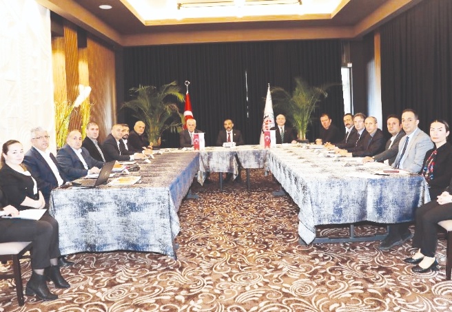 Üretimin, ticaretin, turizmin başlaması için çalışmalıyız