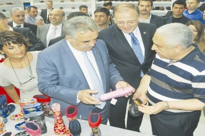 Ürün yelpazesindeki potansiyeli güçlü sektörlerden biri de ayakkabıcılık