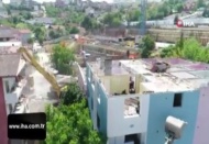 Üsküdar'da riskli binaların yıkımı havadan görüntülendi