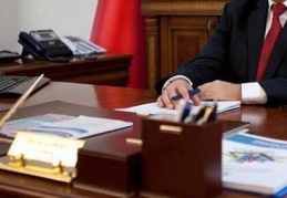 Üst düzey kamu yöneticileri görevden ayrıldıktan sonra da aynı parayı alacak