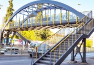 Üst geçitlerin tümünde tamirat ve tadilat yapılıyor