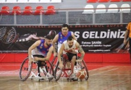 Üst üste aldığı seri galibiyetler zirve ortaklığını devam ettirdi