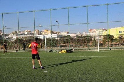 Usta kramponlar ve eldivenler performans sergiledi
