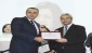 Üstün başarı ödülü aldı