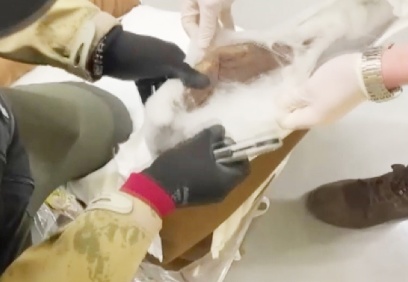 Uyuşturucu bu kez bebek yorganının içinden çıktı