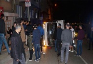 Uyuşturucu kullanan iki genç mahalleyi ayağa kaldırdı