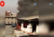 Uyuşturucu madde bağımlılarının yaşadığı ev alev alev yandı
