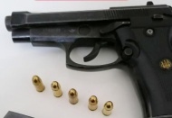 Uyuşturucu madde bulunduran 5 şahıs tutuklandı