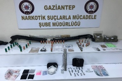 Uyuşturucu operasyonunda 11 kişi gözaltına alındı