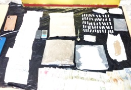 Uyuşturucu operasyonunda 2 gözaltı